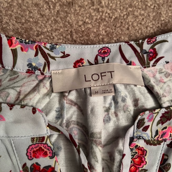 Loft blouse! - Picture 2 of 3